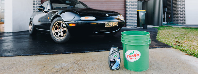how to wash your car without scratching it